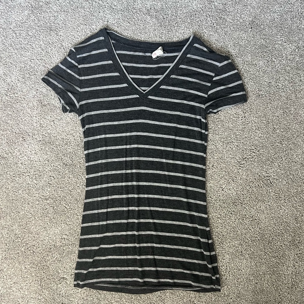 Zenana Outfitters Juniors S Light and Dark Gray Striped V-Neck Women's Top